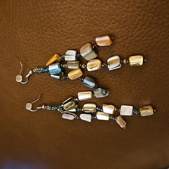 Vintage 1990s Abalone Seed Beaded Dangle Hook Boho Earrings - Picture 3 of 6